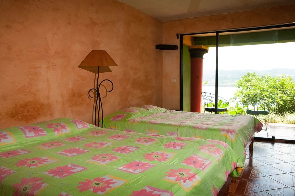 Lake Arenal Hotel And Brewery Tronadora Ngoại thất bức ảnh